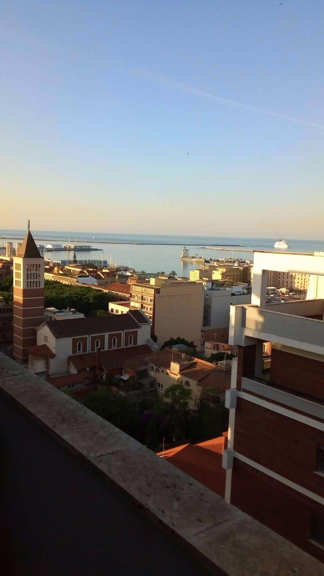 Appartamento panoramico Cagliari, I TRE GRILLI, centro Esterno foto
