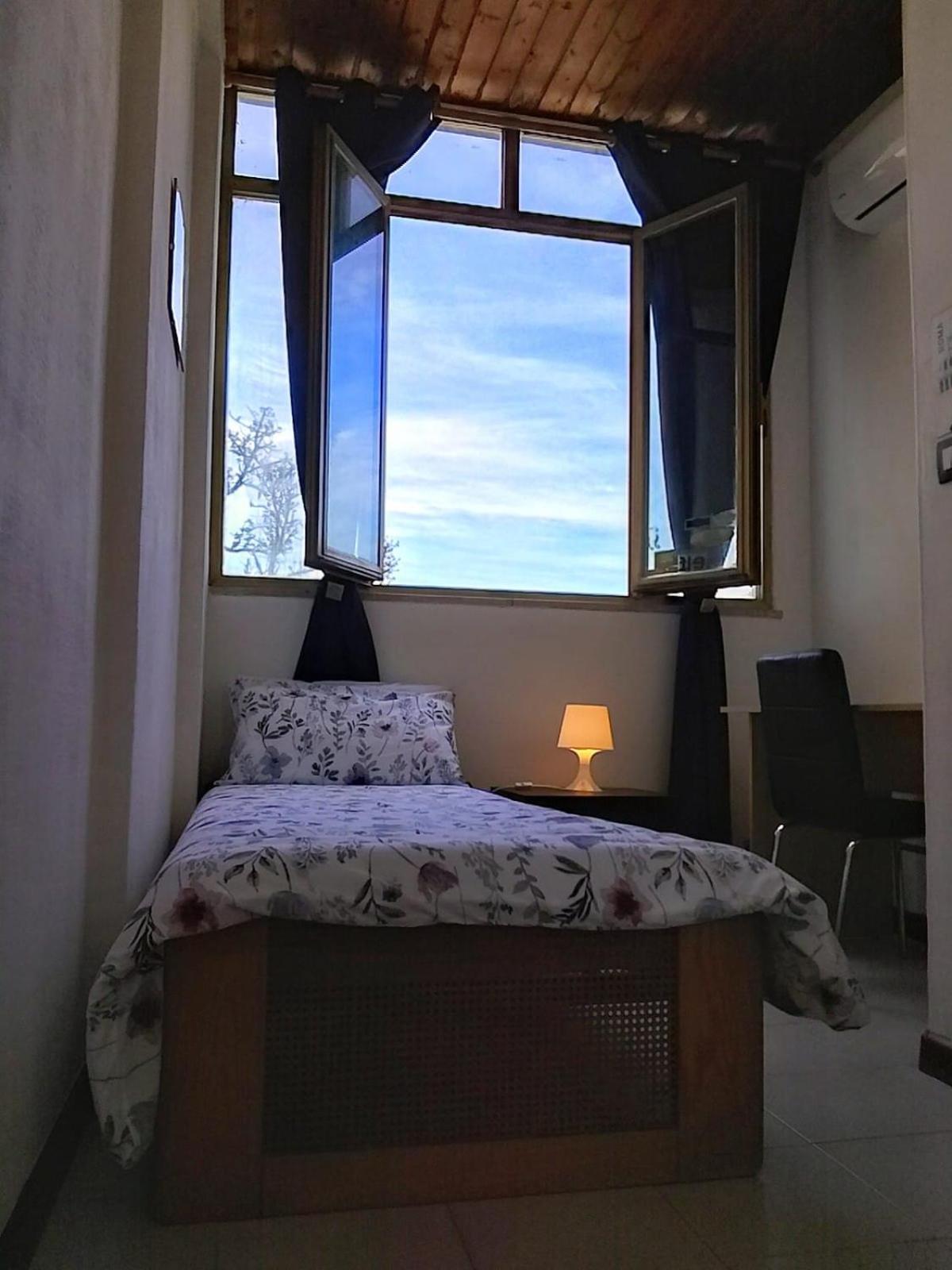 Appartamento panoramico Cagliari, I TRE GRILLI, centro Esterno foto