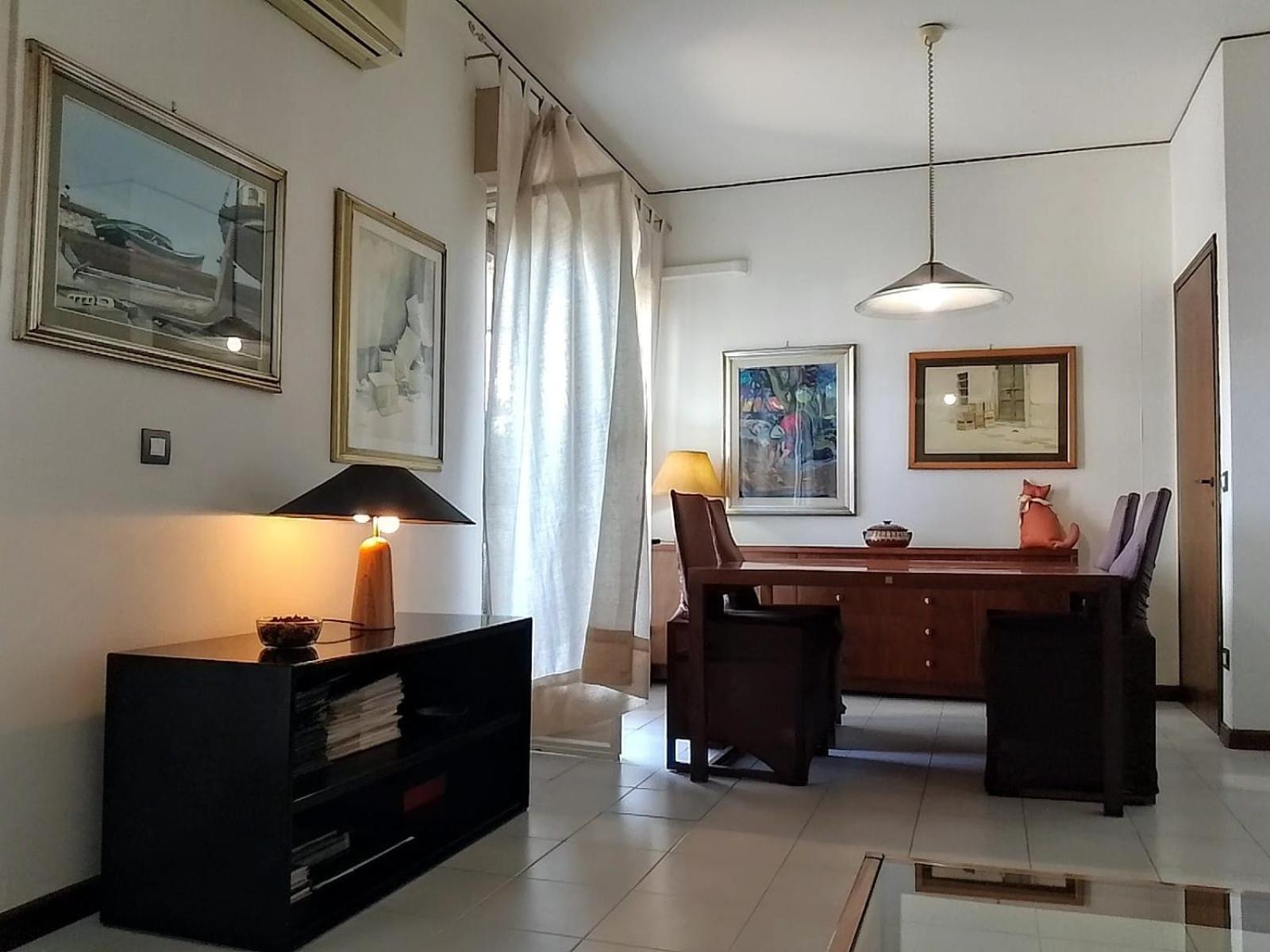 Appartamento panoramico Cagliari, I TRE GRILLI, centro Esterno foto